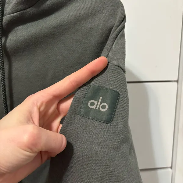 Alo Yoga Full Zip Sweatshirt Green - Image 4