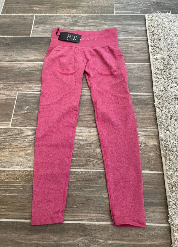NVGTN Crimson Contour Seamless Leggings - Image 3
