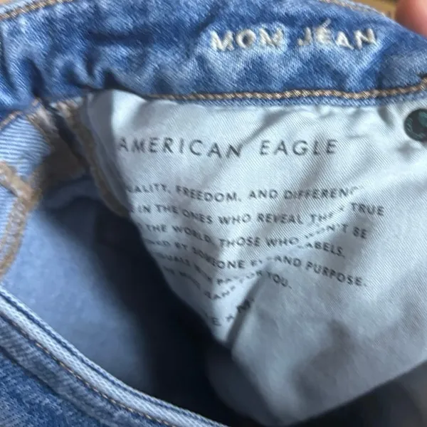 American Eagle Mom‎ Jeans Size 8 - Image 9