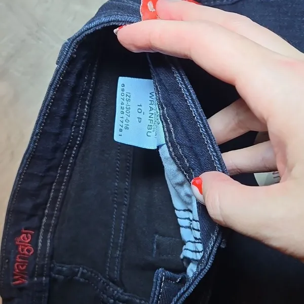 Wrangler Jeans Size 10P Tummy Control Panel Slimming Straight Leg Stretch Denim - Image 5