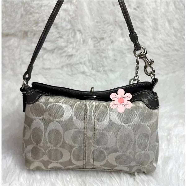 y2k COACH Gray Signature Canvas Mini Purse / Wristlet - Image 2