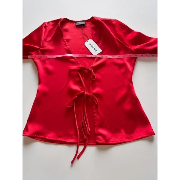 Sirena Red Satin Tie Front Long Sleeve Blouse V-Neck Top Size S NWT - Image 4