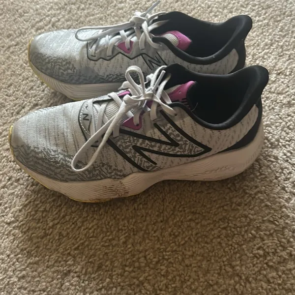 New Balance FuelCell Shift TR v2 Women’s Size 8 – Training/Gym Sneakers - Image 3