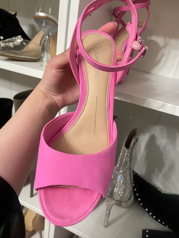 Gianni Bini Pink Heels - Image 3