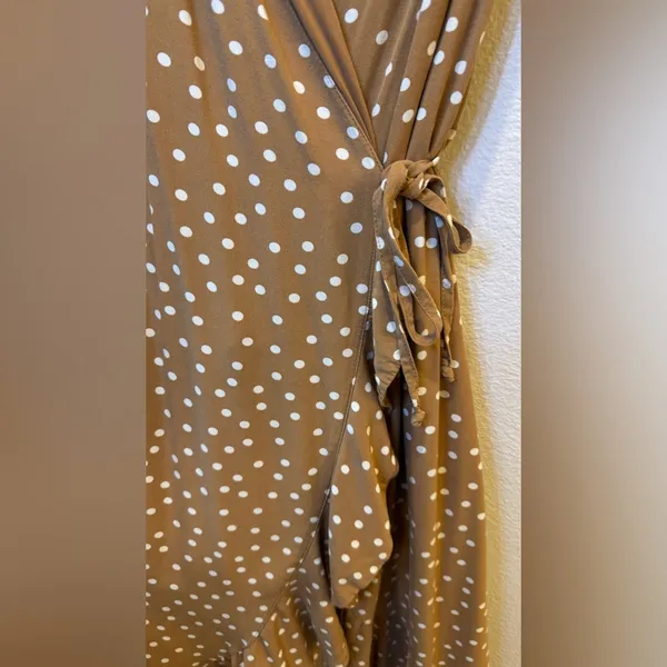 L*Space Polka Dot‎ Wrap Dress Tan Ruffle Maxi Dress Size M - Image 11