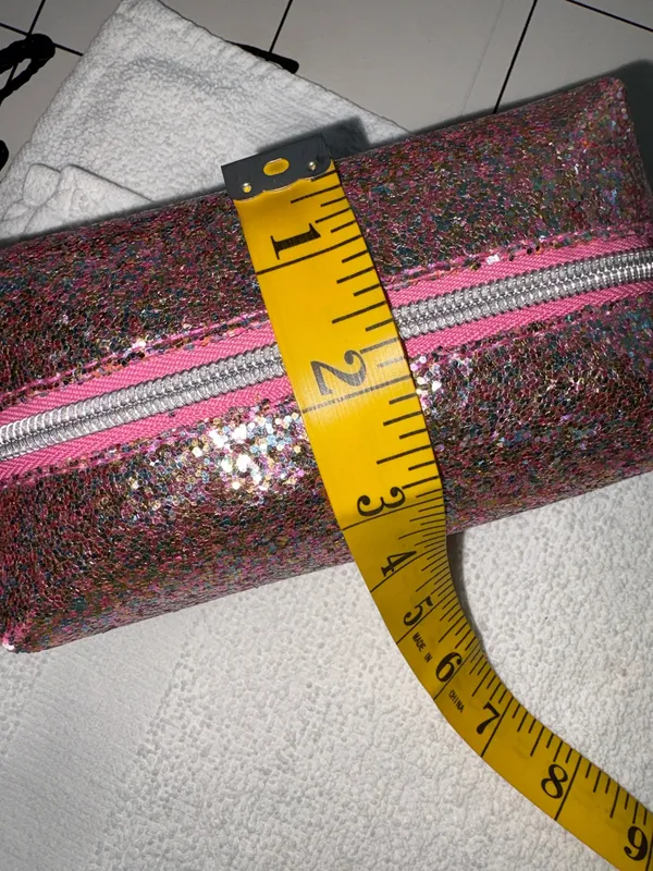 Bath & Body Works Glitter Sequined Cosmetics Pouch zipper closure NWT - Image 5