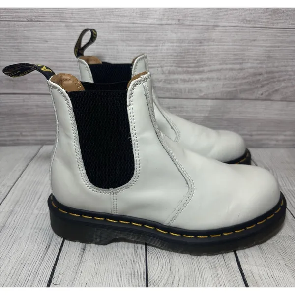 Dr Martens 2976 White Leather Chelsea Boot Women Yellow Stitch 26228100 SZ 6 - Image 4
