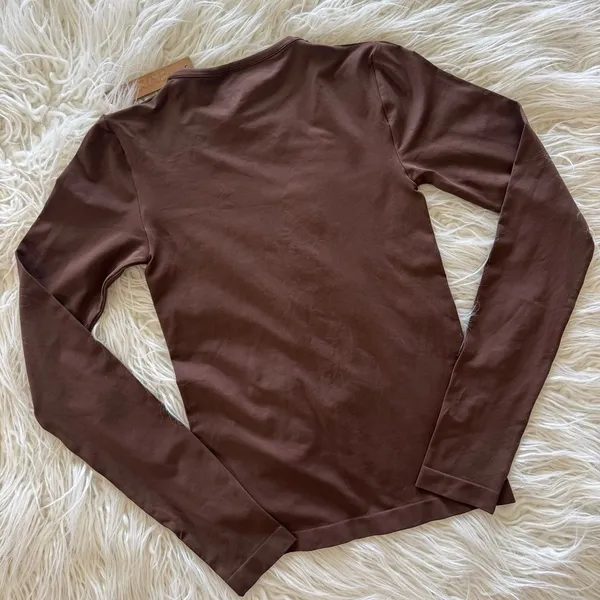 Skims Soft Smoothing Long Sleeve Top Cocoa Size XS - Image 5