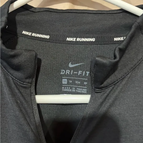 Nike long sleeve - Image 2