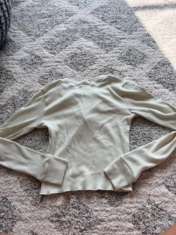 SKIMS Henley Long Sleeve Top Oat - Image 4