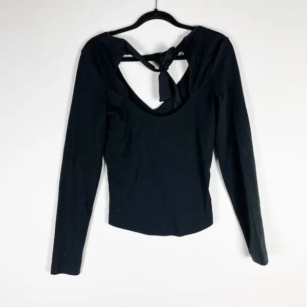 Free People Women's Cotton Blend V Neck Tie Back Long Sleeve Tee Shirt Top Black - Image 2