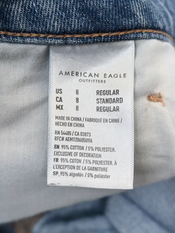American Eagle Women's 8 Distressed High Rise Mom Jean - Image 11