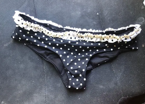 VS polka dot swim bottoms Sz XS - Image 5