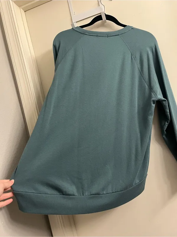 Beyond Yoga Cozy Fleece Saturday Oversized Pullover Size Small - Image 6