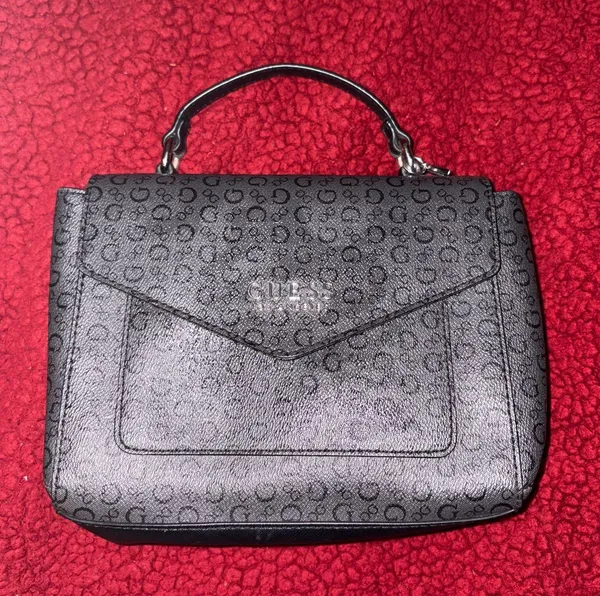 Guess Handbag Small - Image 5