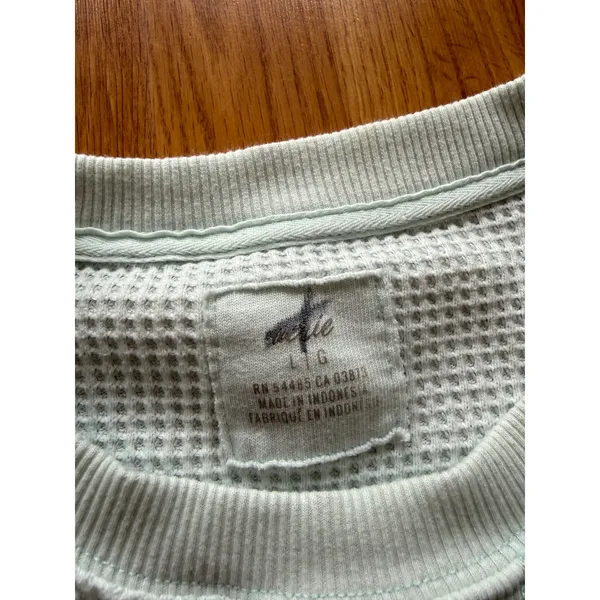Aerie Waffle Knit Mint Green Graphic Crewneck Sweatshirt Size Large - Image 5