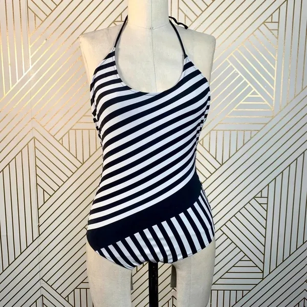 Zara Swimsuit Black and White Striped One-Piece Bathing Suit Size‎ Small - Image 3