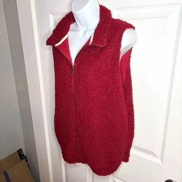 Umgee Teddy Vest Zipper Fuzzy Dark Cherry M - Image 5