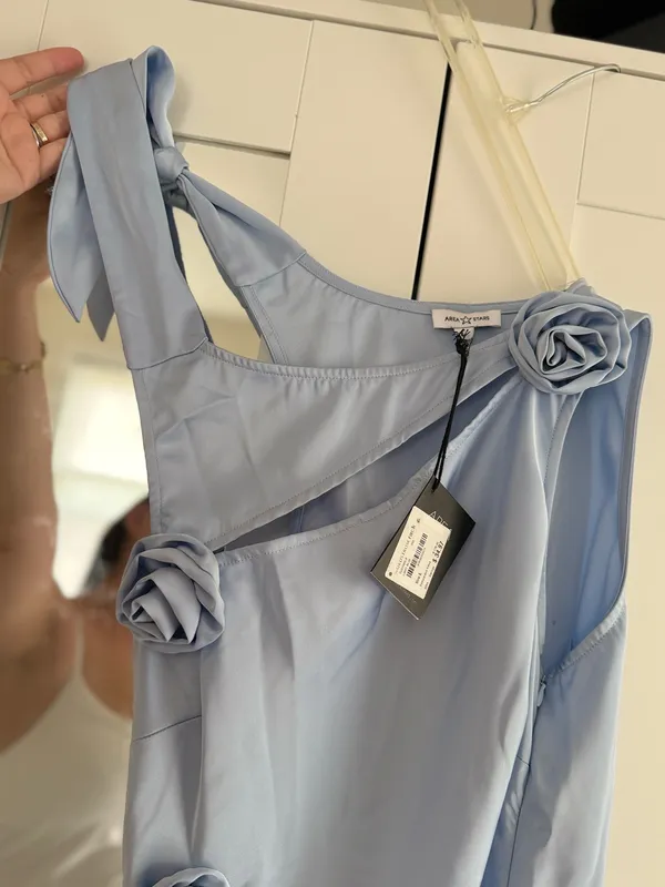 Sateen baby blue dress - Image 3