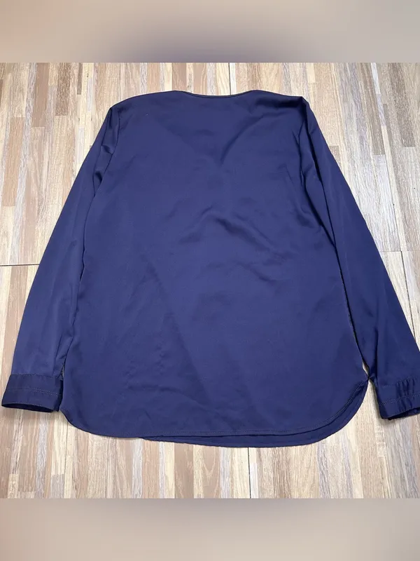 Ann Taylor Women's Navy Long-Sleeve Utility Dress Shirt Size 10 - Image 8