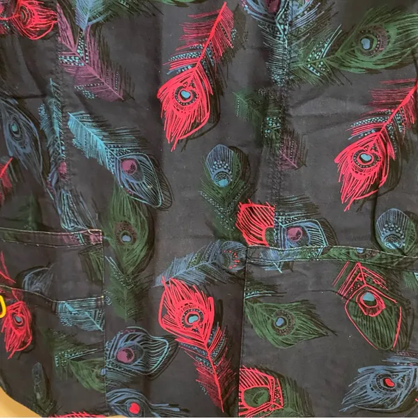 WonderWink Wonder Wink Womens Scrubs Scrub Top S Small 38” Feathers Print - Image 4