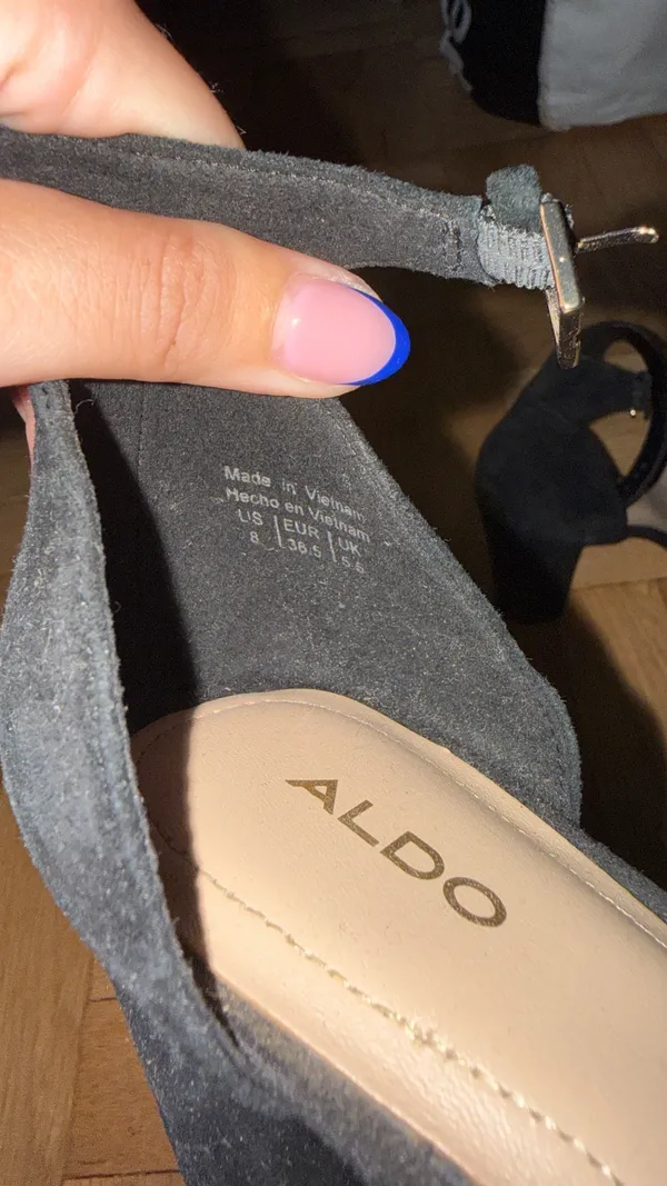 Aldo Women’s Black Two Strap Heels - Image 4