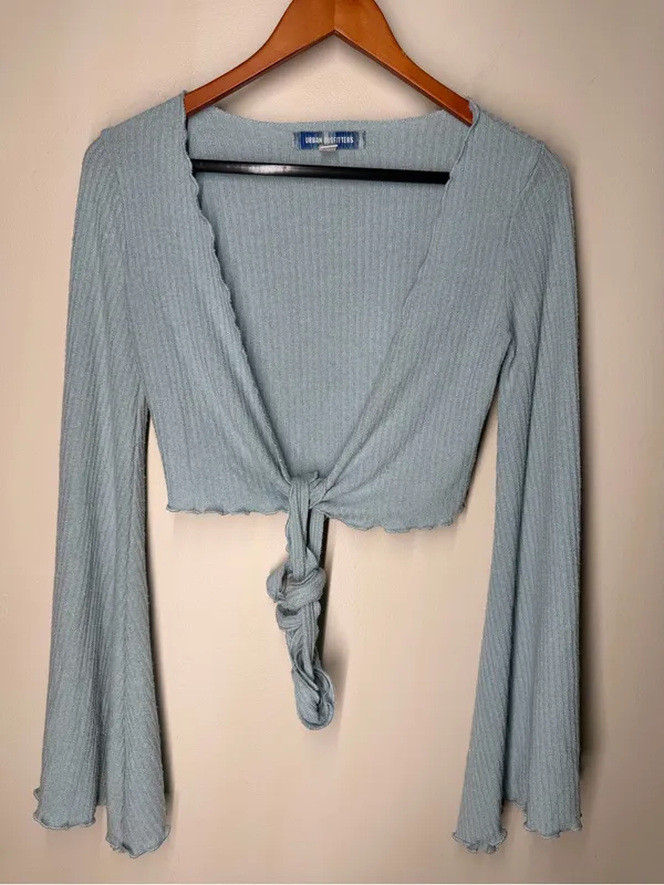 Urban Outfitters Daisy Ribbed Tie Front Bell Sleeve Crop Top‎ Fairy Grunge Boho - Image 3