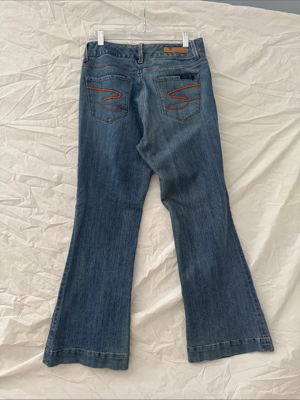 Seven7 Women's Mid-Rise Sexy Flare Vintage Wash Jeans - Image 5