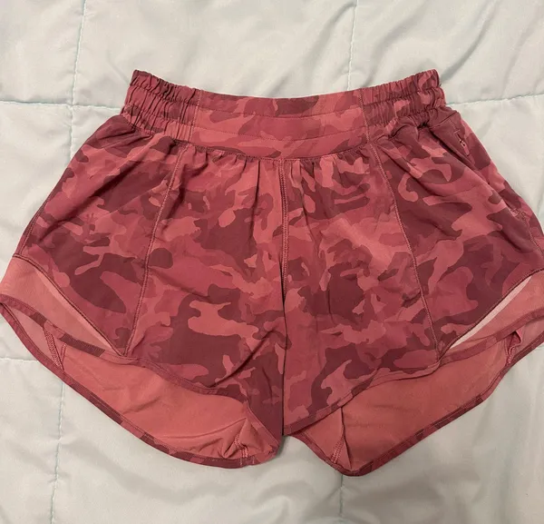Lululemon Pink Camo Hotty Hot Short II - Image 2