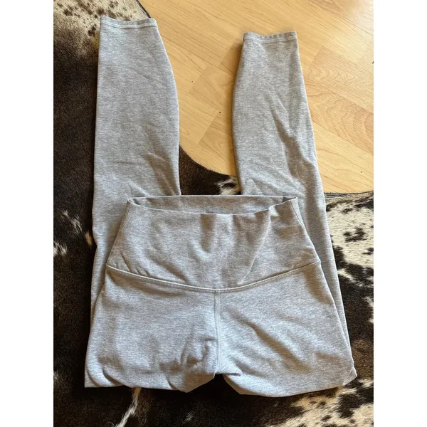 ALO Alosoft High-Waist 7/8 Highlight Legging In Athletic Heather‎ Grey Size XXS - Image 2