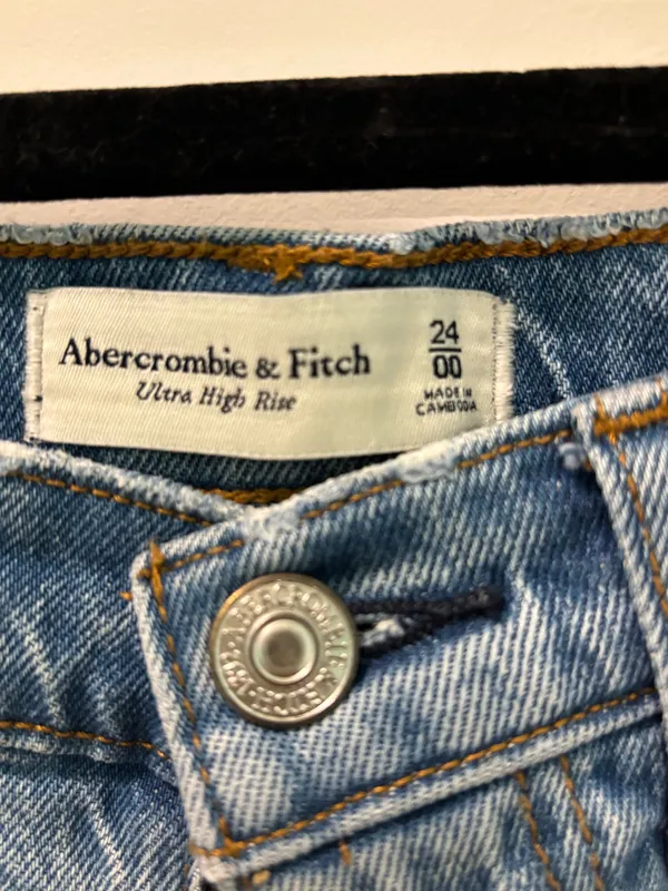 Abercrombie High-Rise Denim Skirt - Image 3