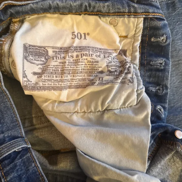 Levi's 501 Women's Straight Jeans Blue Medium Wash Button Fly W25 L28 - Image 8