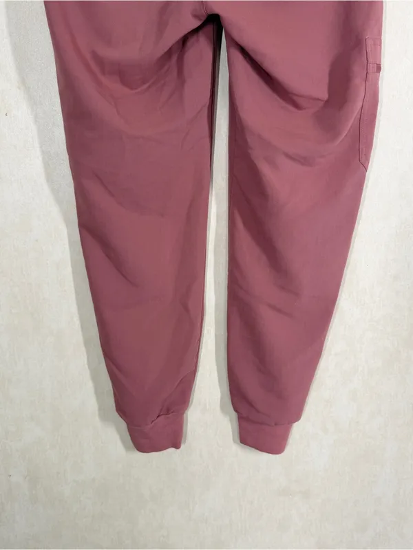Figs Women’s Zamora Jogger Scrub Pants Pull On in Mauve Pink XSP - Image 6