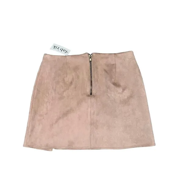 NWT Fab'rik Mocha Suede Skirt‎ Size Small - Image 3
