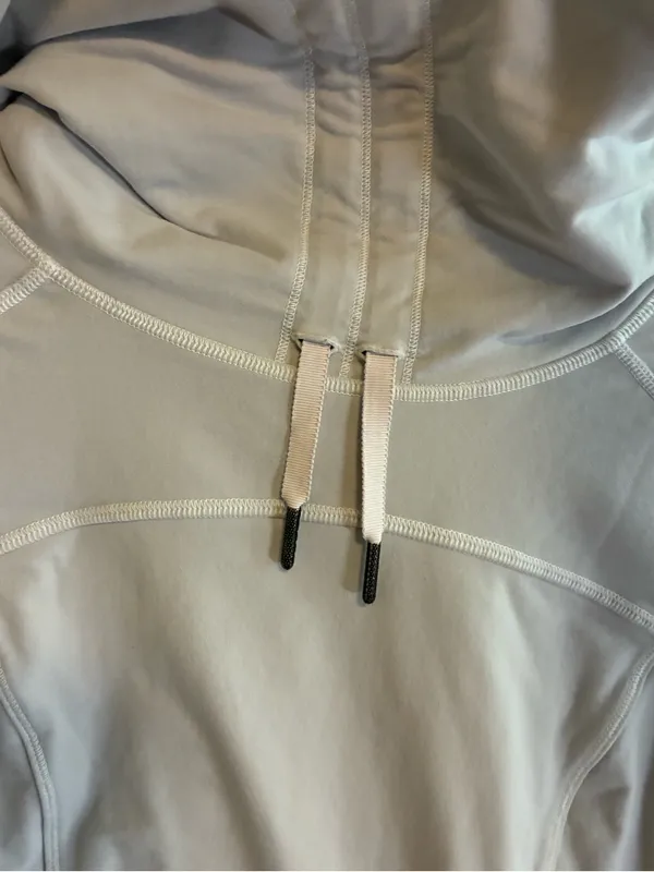 Lululemon pullover white ish - Image 4