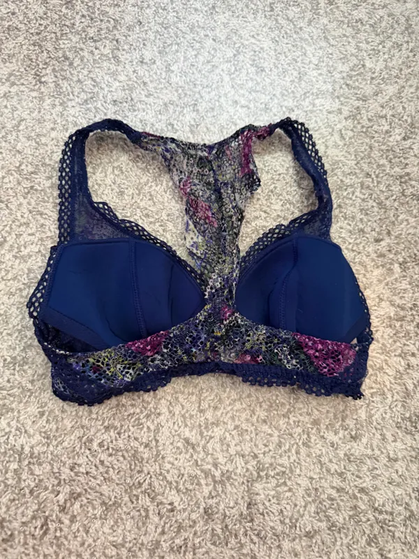 Victoria’s Secret Navy Floral Lace Racerback Bralette - Image 3