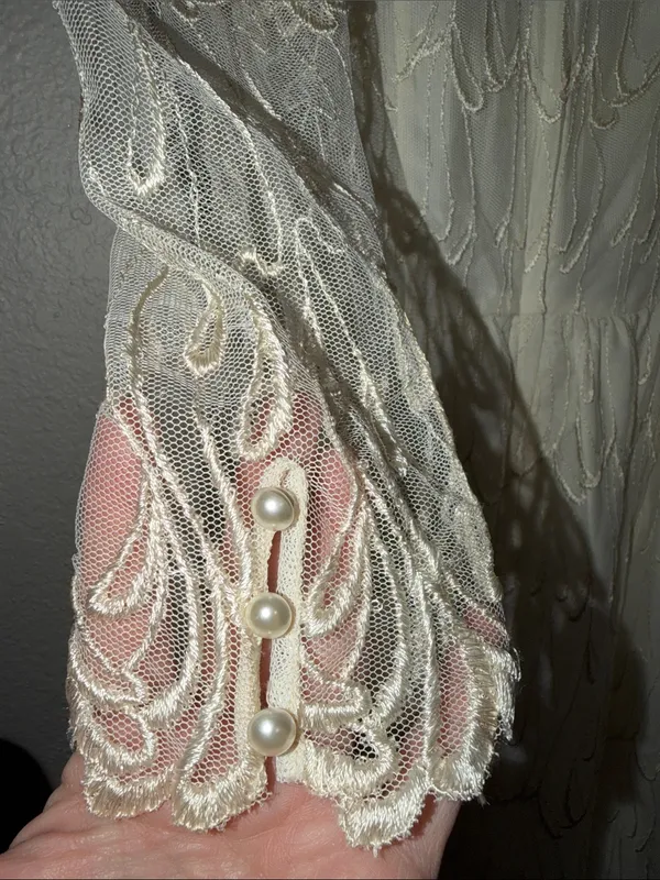 vintage 1980s cream lace midi dress romantic, Victoriana-inspired aesthetic - Image 3