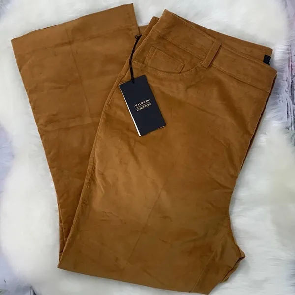 NWT | Halogen‎ x Atlantic-Pacific Women’s Velveteen Kick Flare Pants - Image 4