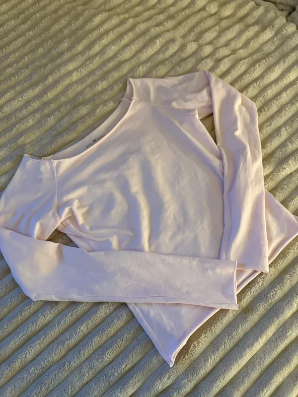 Brandy Melville Long Sleeve Top Pink - Image 4