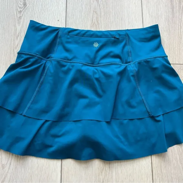 ATHLETA MOMENTUM SKORT In COASTAL TEAL Size Small Ruffle Tennis Pickleball Skirt - Image 9