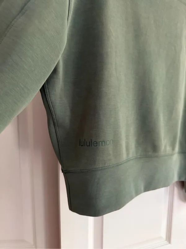 Lululemon Softstreme Perfectly Oversized Cropped Crew Green Size 4 As-Is Stains - Image 13