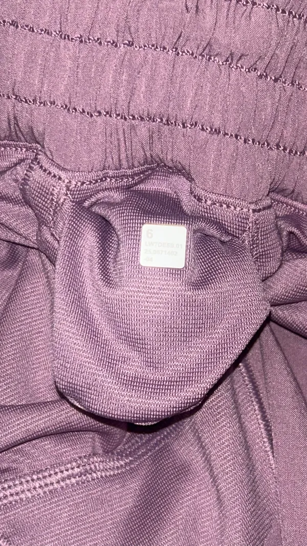 Lululemon High-Rise Hotty Hot 2.5" Shorts - Image 2
