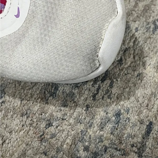FINAL PRICE Nike Women's White and Purple Athletic Shoes - Image 10