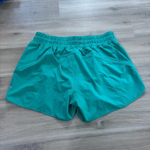 Lululemon Track That Mid-Rise Lined Short 5" Maldives Green Women Size 14 - Image 4