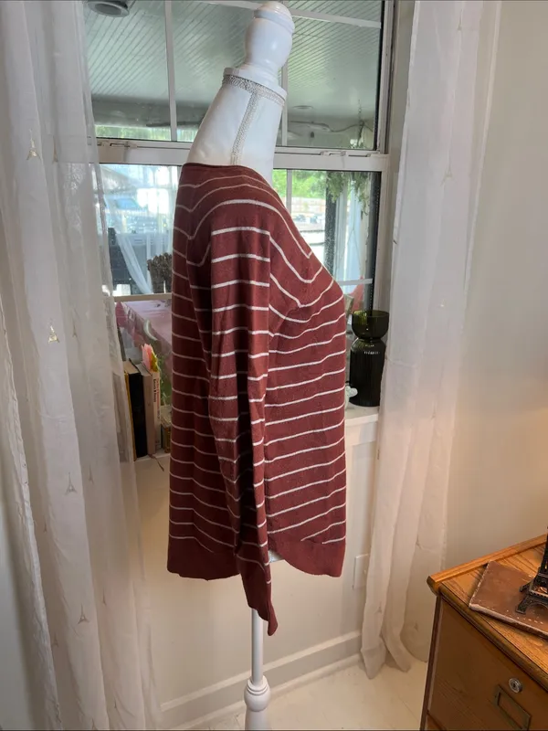 Pink Clover Rust and White Striped Crewneck Sweater size medium. - Image 5