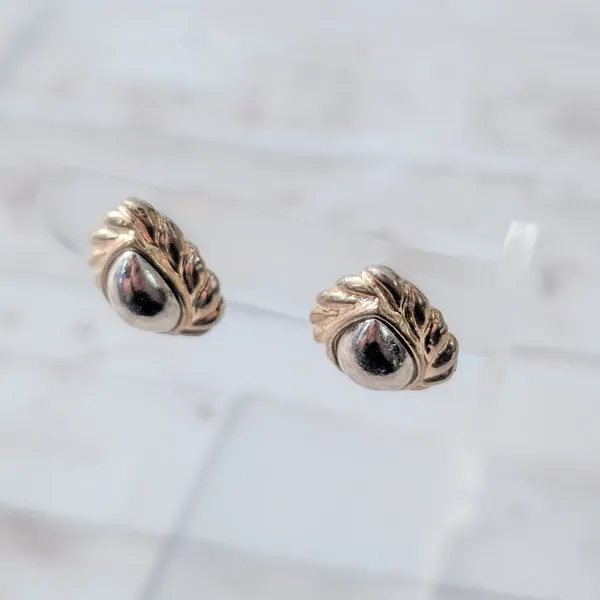 Vintage Clip On Earrings Silver Tone & Gold Tone Teardrop - Condition Issues - Image 2