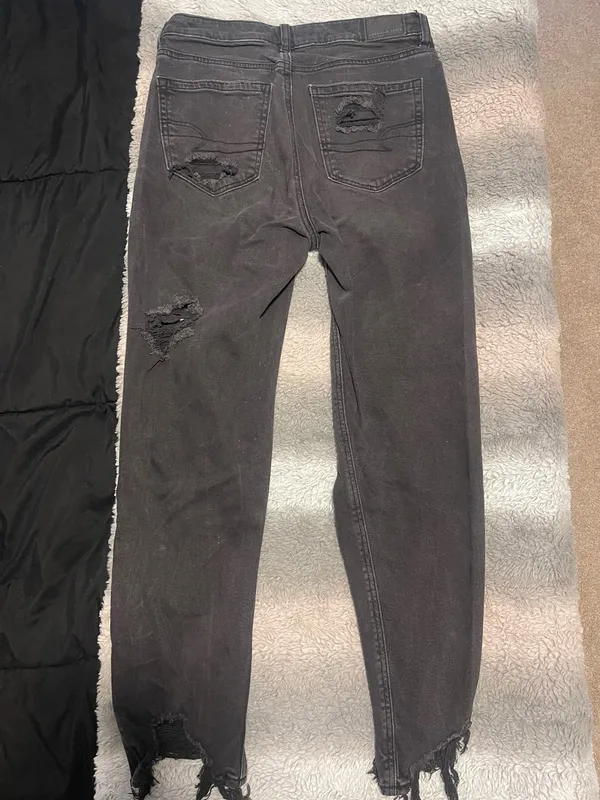Black American Eagle Mom Jeans Ripped - Image 2