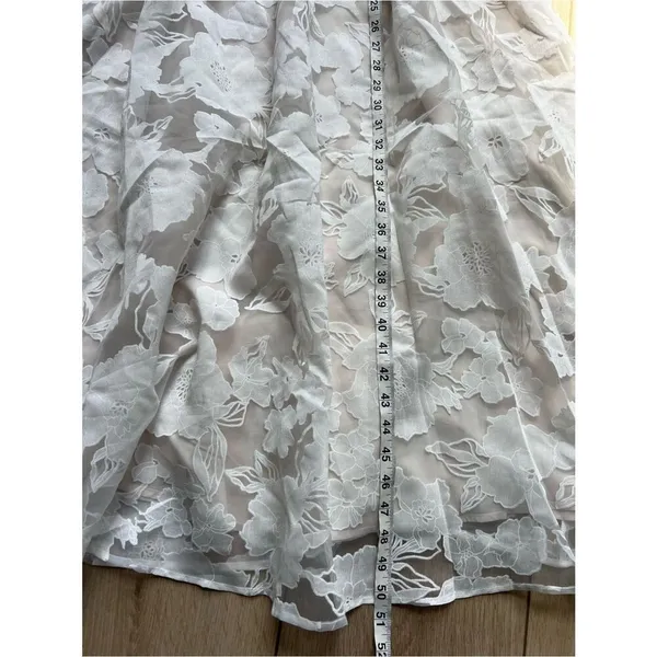 Showpo NWT Philine Midi Jacquard Plunge Dress Off White Size 2 - Image 12