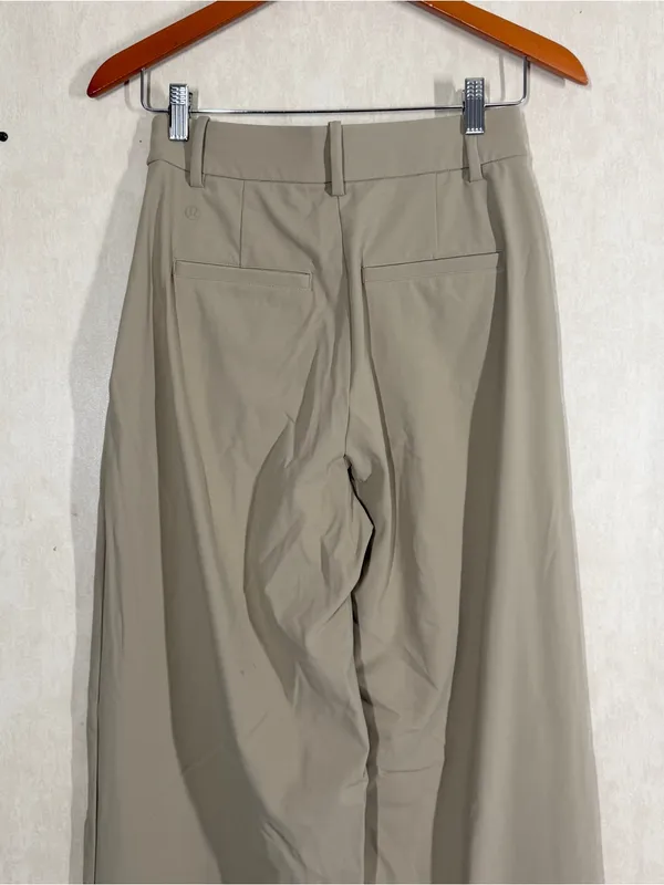 Lululemon Women’s Daydrift High-Rise Trouser Pants Pull On in Sheer Oak S - Image 7