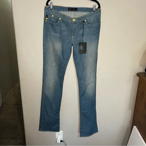 Rock & Republic NWT Kassandra Bootcut Mid Rise Light Was Denim Jeans‎ - Image 2